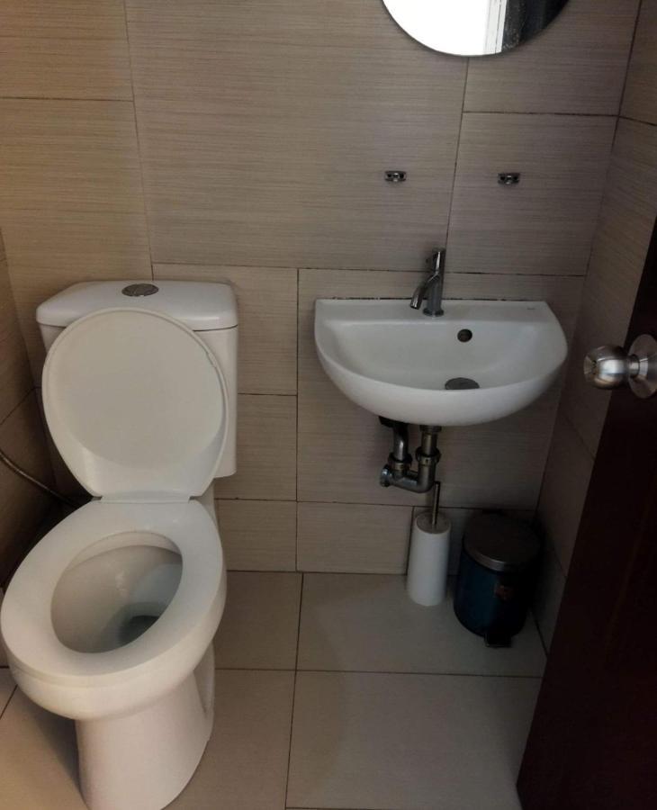Room In Alabang Manila Exterior photo
